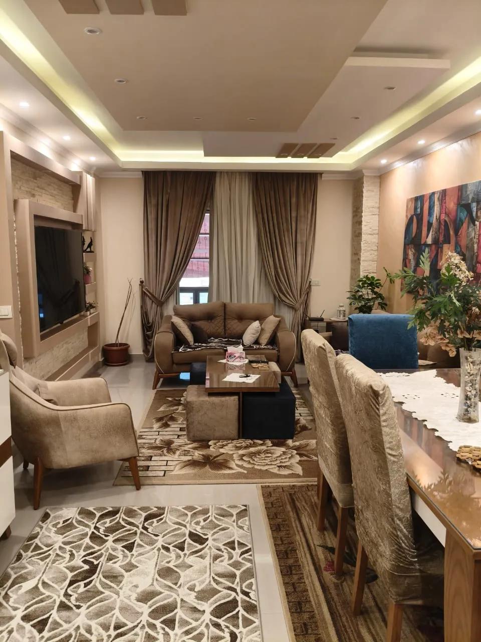 الحي الاول الهضبه الوسطى المقطم 150 متر