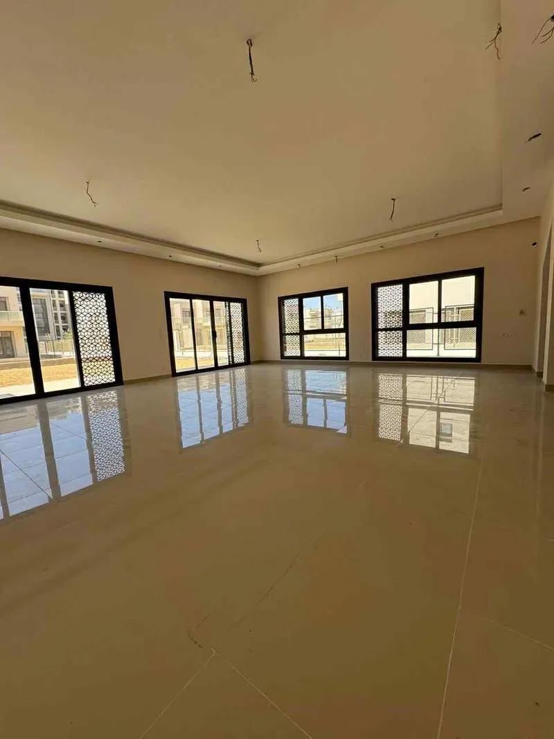 تاون هاوس للبيع في مناطق اخرى في القاهرة