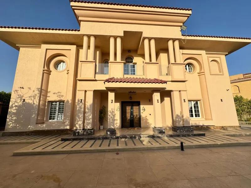 فیلا للبيع في مدينتي