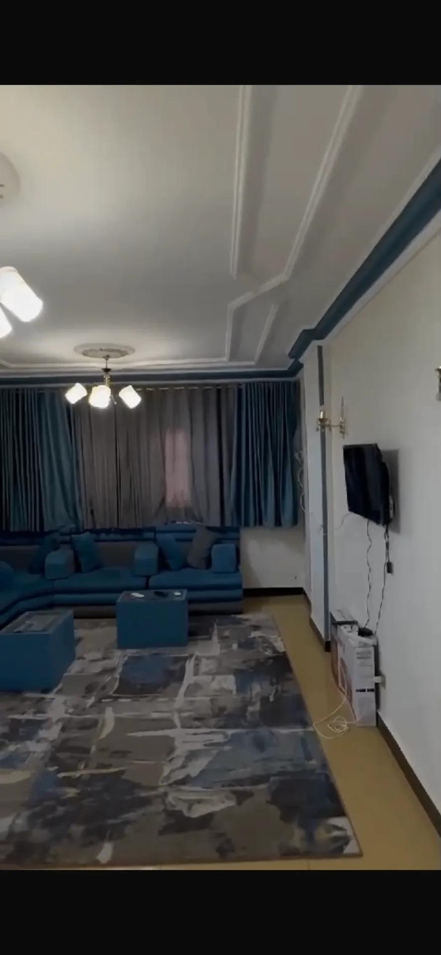 100متحميل قديم يعادل ١٣٠ م فيصل رئيسي امام كلية تربية رباضية