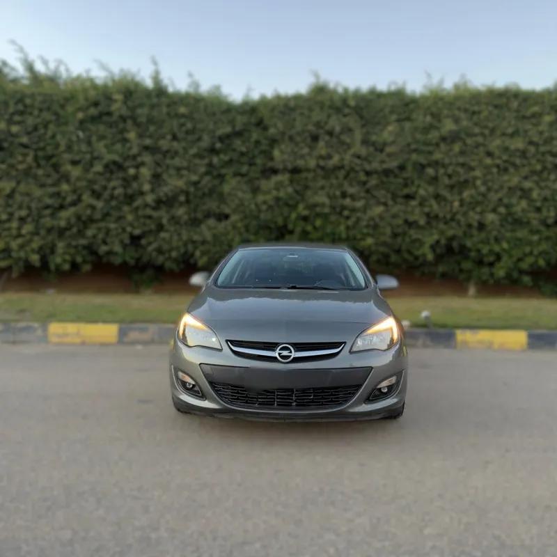 اوبل استرا 2019