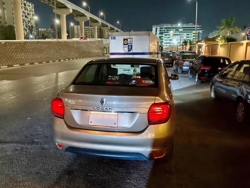 رينو لوجان 2020