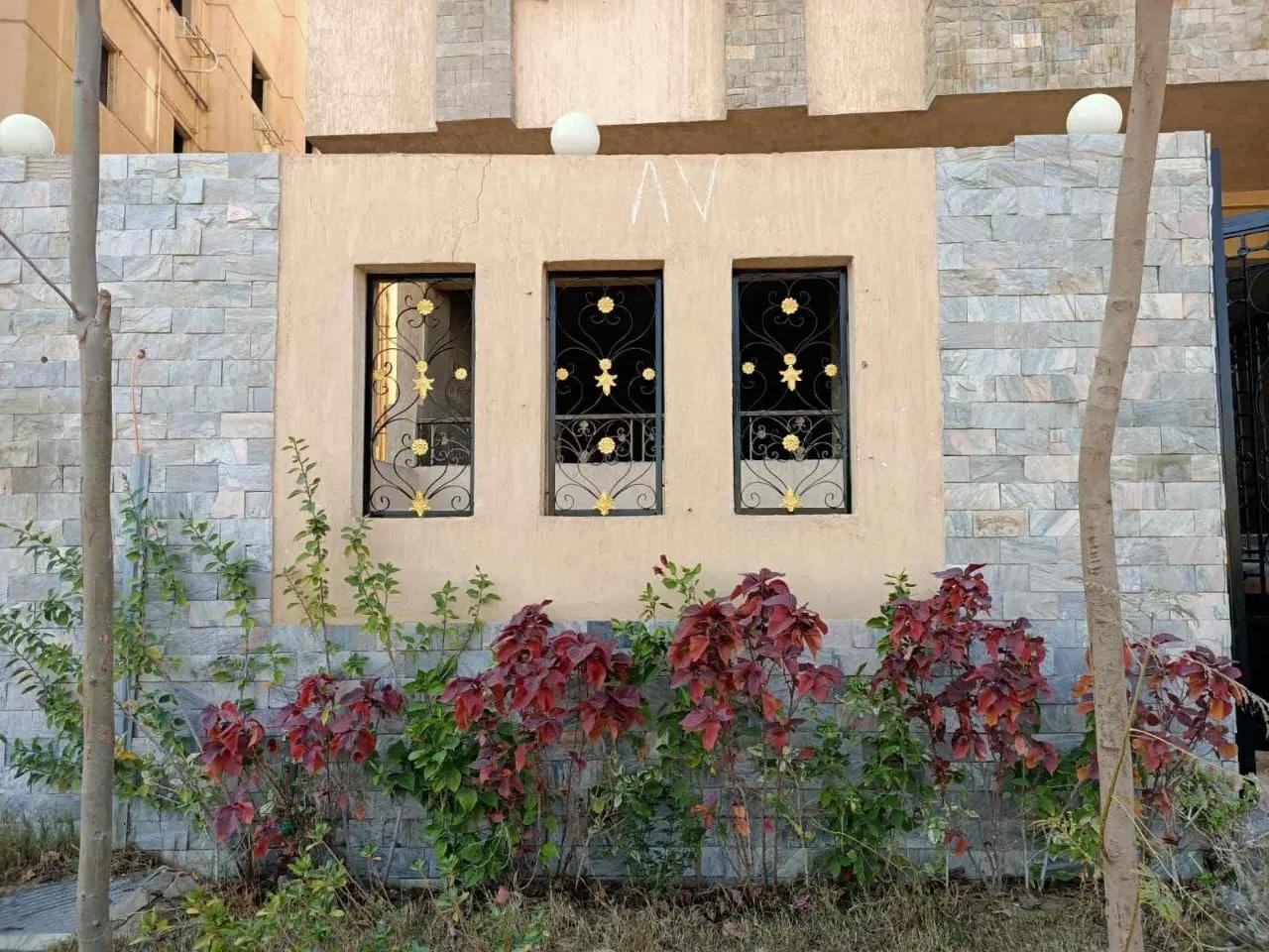 شقه للبيع في التجمع