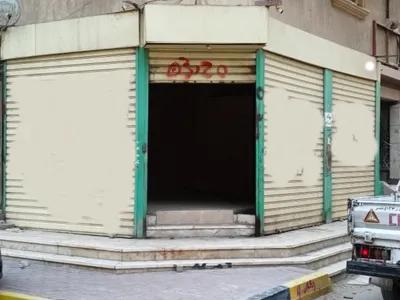 محل تجاري للبيع بمواصفات استثنائية - شارع الأربعين التجاري في مدينة العبور, القاهرة - 1,950,000 جنيه