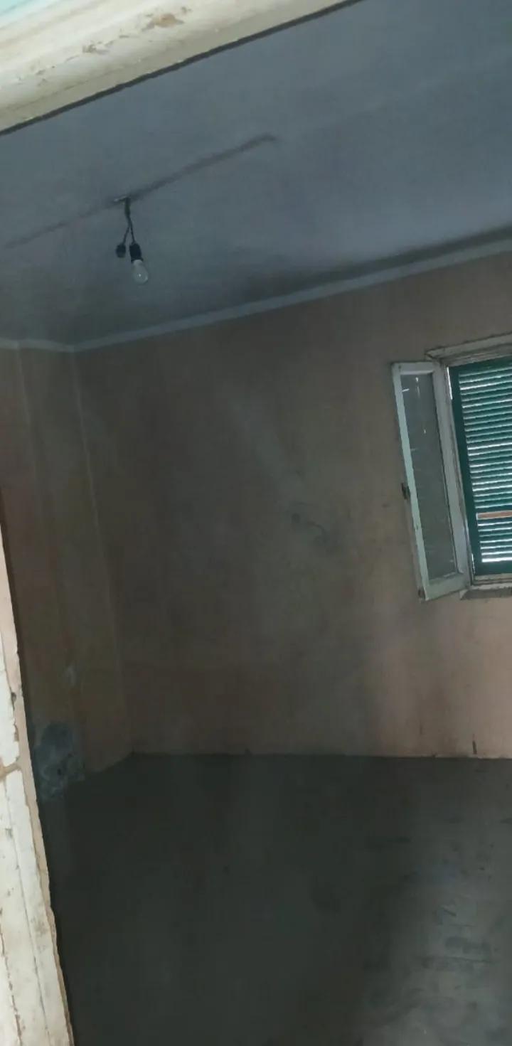 معايه شقه للبيع في مج 43دور تاني 3غرف بحري علي الطريق