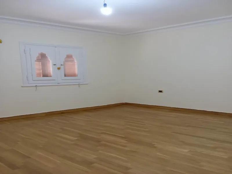 مقر اداري للايجار في مصر الجديدة 300 متر رخصة اداري في موقع مميز