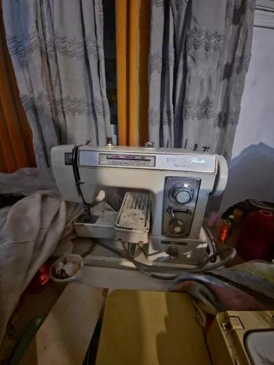مكن خياطه استخدام منزلي في مصر الجديدة - هليوبلس, القاهرة - 6,000 EGP