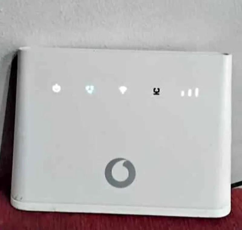 راوتر هوائي فودافون للبيع حاله الجديد في مدينة 15 مايو, القاهرة - 650 EGP