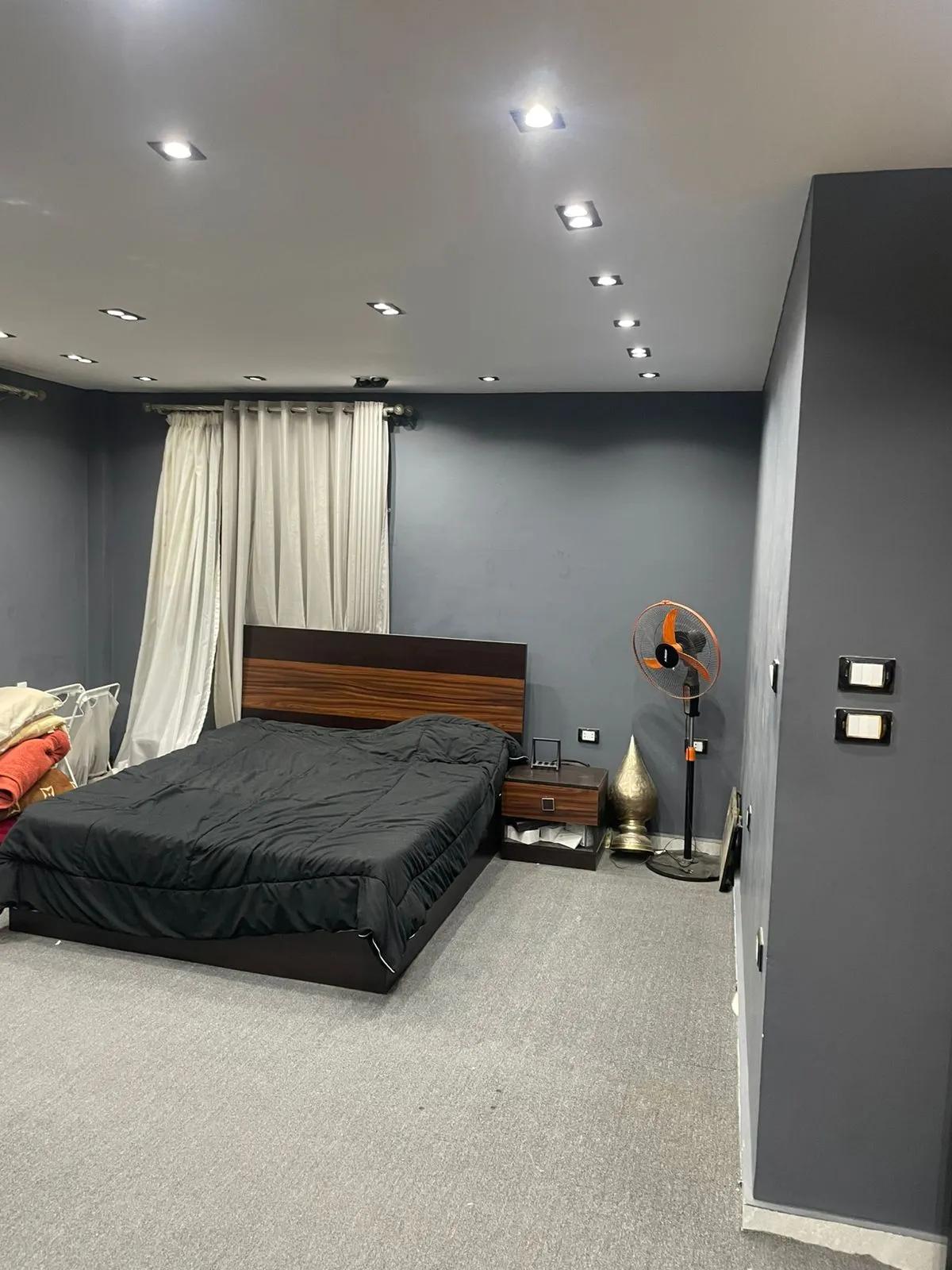 شقة وروف للبيع