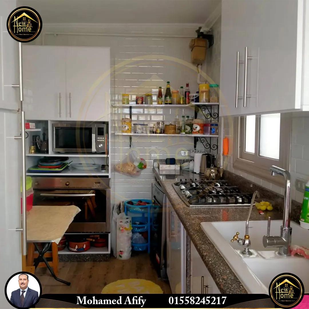 شقة للبيع 200 م -بولكلى شارع أبو قير