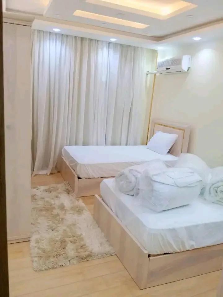 شقة للايجار مفروش في الحي الثامن الشيخ زايد