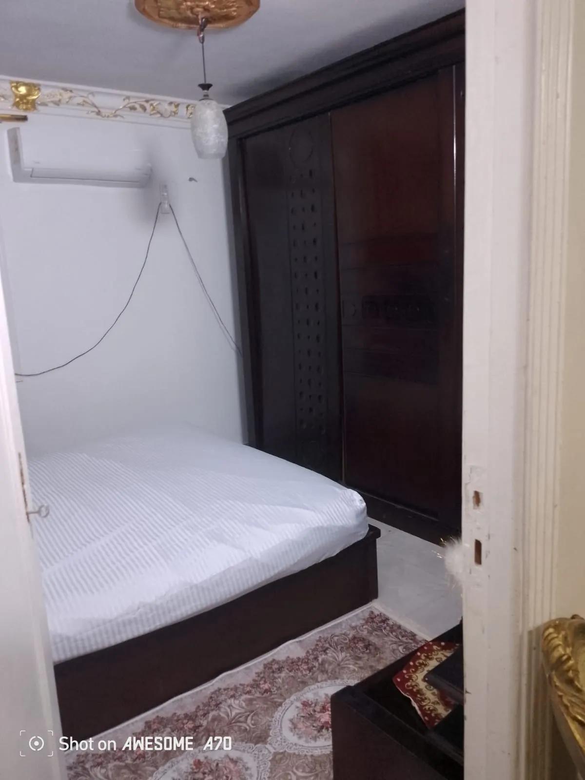 للايجار مفروش في الحي الاول الشيخ زايد