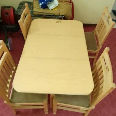 ترابيزه واربع كراسي قابله للطي في عين شمس, القاهرة - 3,000 EGP