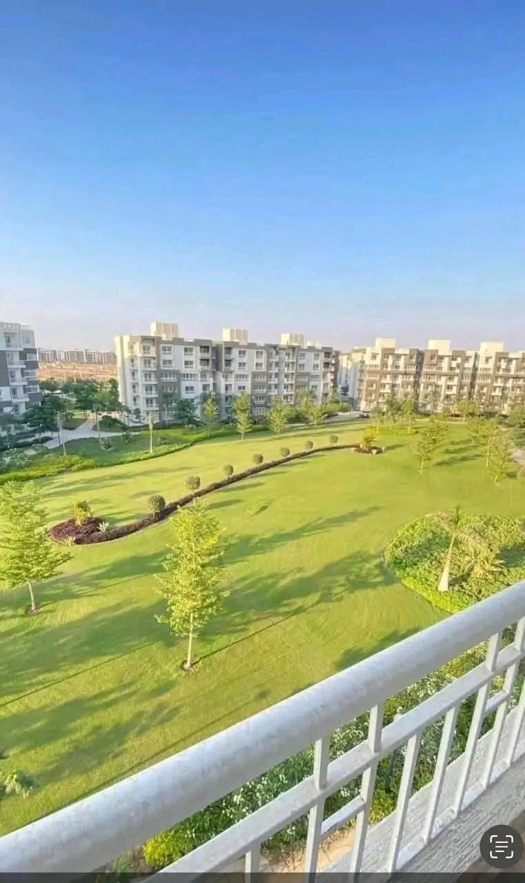 للبيـــــع كآش بمدينتي شقــــة مميزة مســـآحة 200م² باجدد مراحل مدينتي