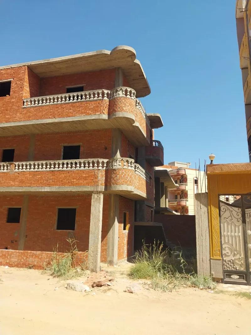 عمارة سكنية للبيع في رأس البر