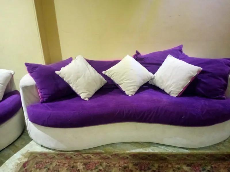 انتريه كنبتين كبيرة وصغيرة وكرسي في شبرا, القاهرة - 5,500 EGP