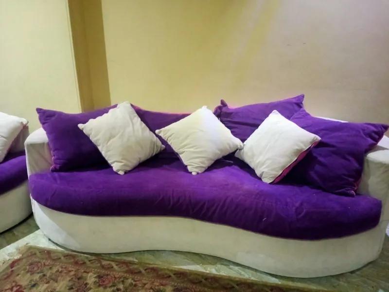 انتريه اتنين كنبه كبيرة وصغيرة وكرسي في شبرا, القاهرة - 5,500 EGP