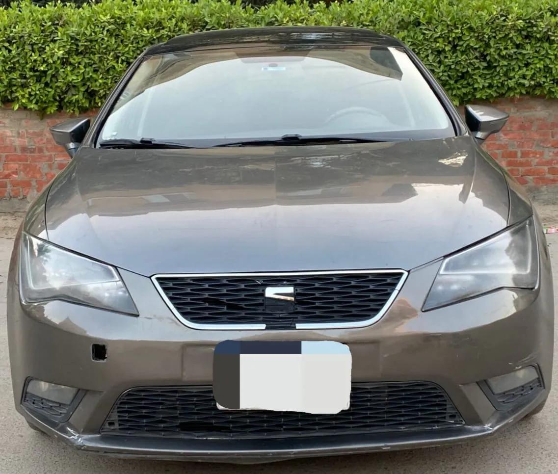 سيات ليون موديل 2015. اعلي فئه