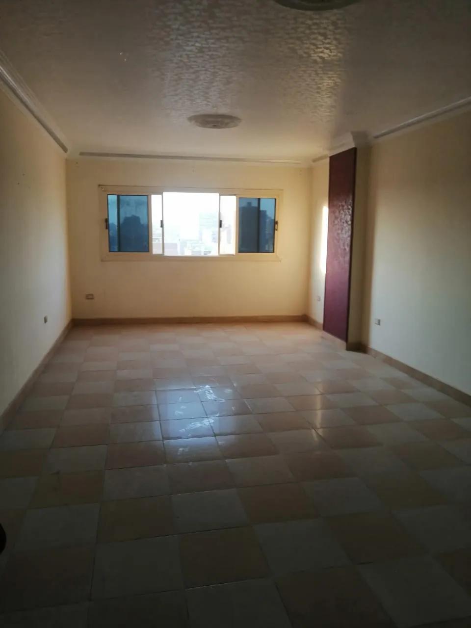 شقة ببولاق الدكرور