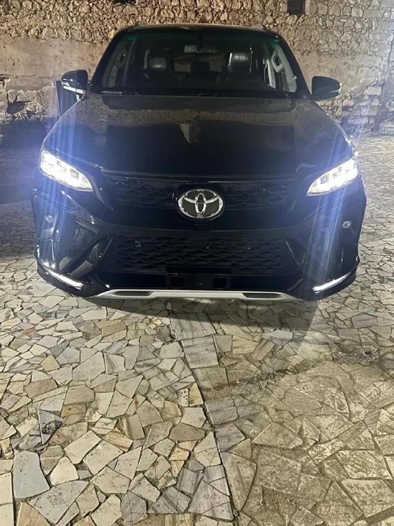 Toyota fortuner
