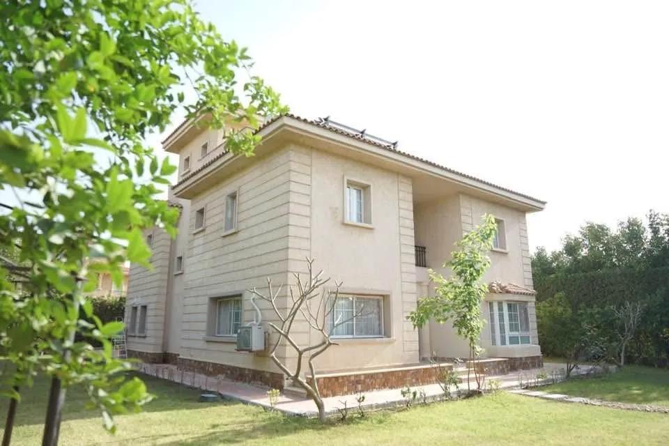 فيلا مفروش فرش فندقي فاخر بمدينتي 1000 متر