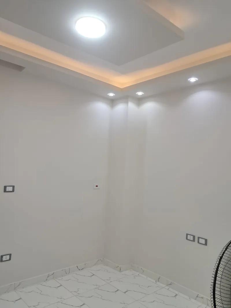 شقة للبيع في كمبوندات أخرى