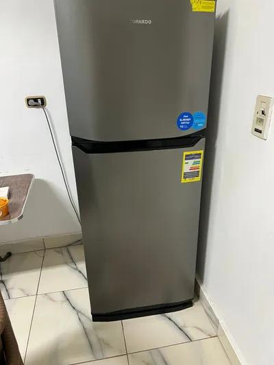 ثلاجة متوسطة الحجم في مدينة نصر, القاهرة - 16,000 EGP