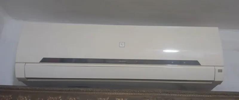 للبيع تكيف شارب 3 حصان مستعمل استعمال خفيف جداً في الهرم, الجيزة - 20,000 EGP