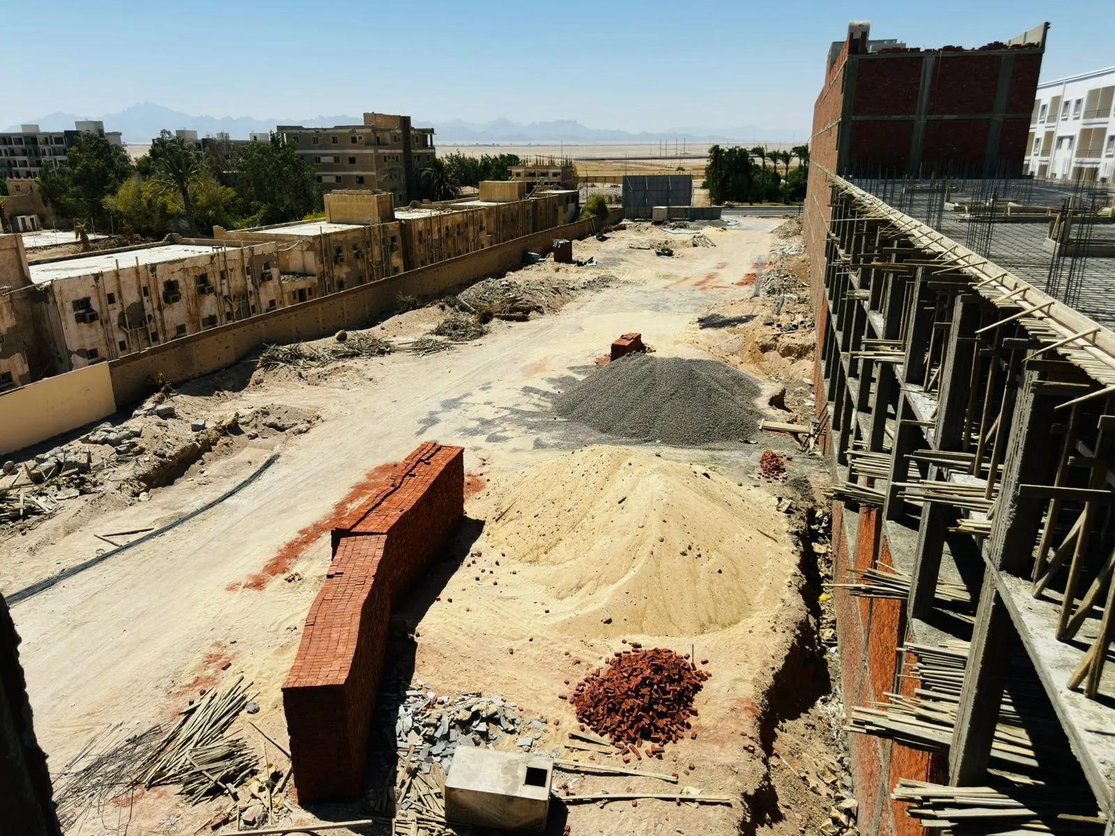 امتلك شقة فاخرة 76م في الغردقة هايتس –