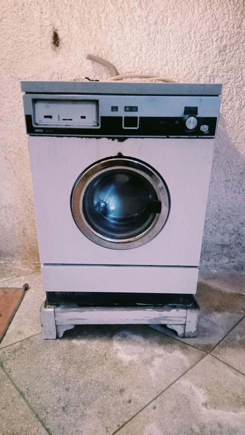 غسالة ايديال زانوسي سعة خمس كيلو في مصر القديمة, القاهرة - 5,000 EGP