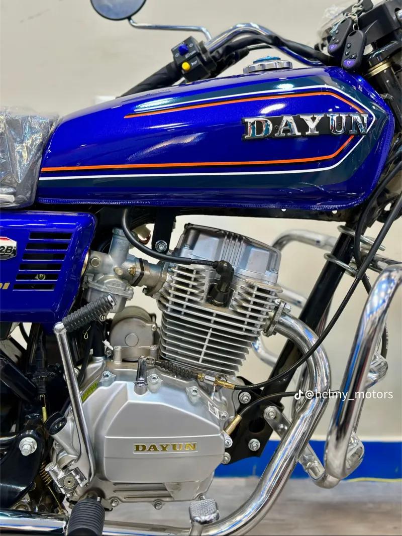 مركبات دراجات نارية 2025