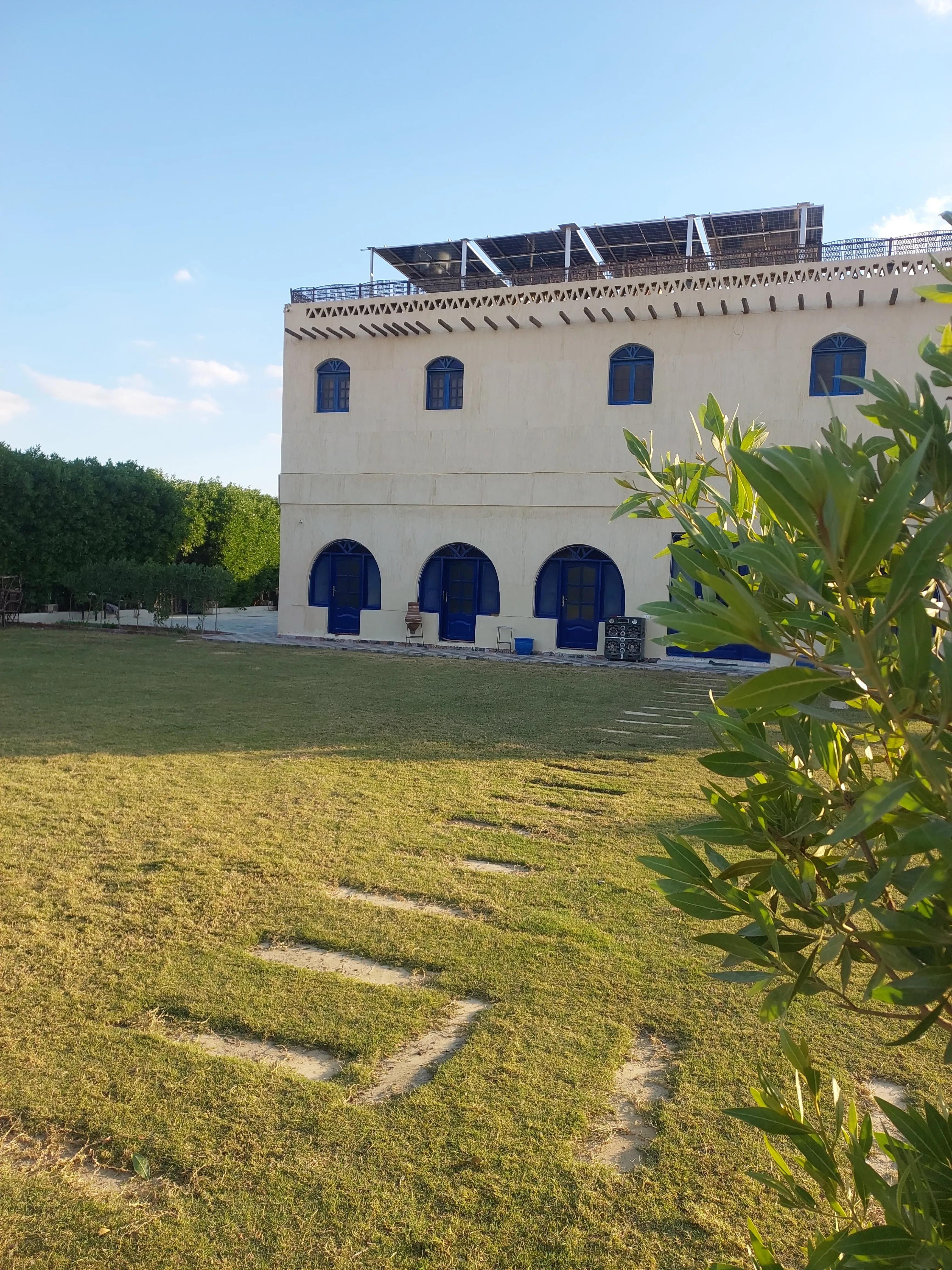 فيلا اوتيل ريفي ومزرعه ٢ونصف فدان وادي الريان الفيوم