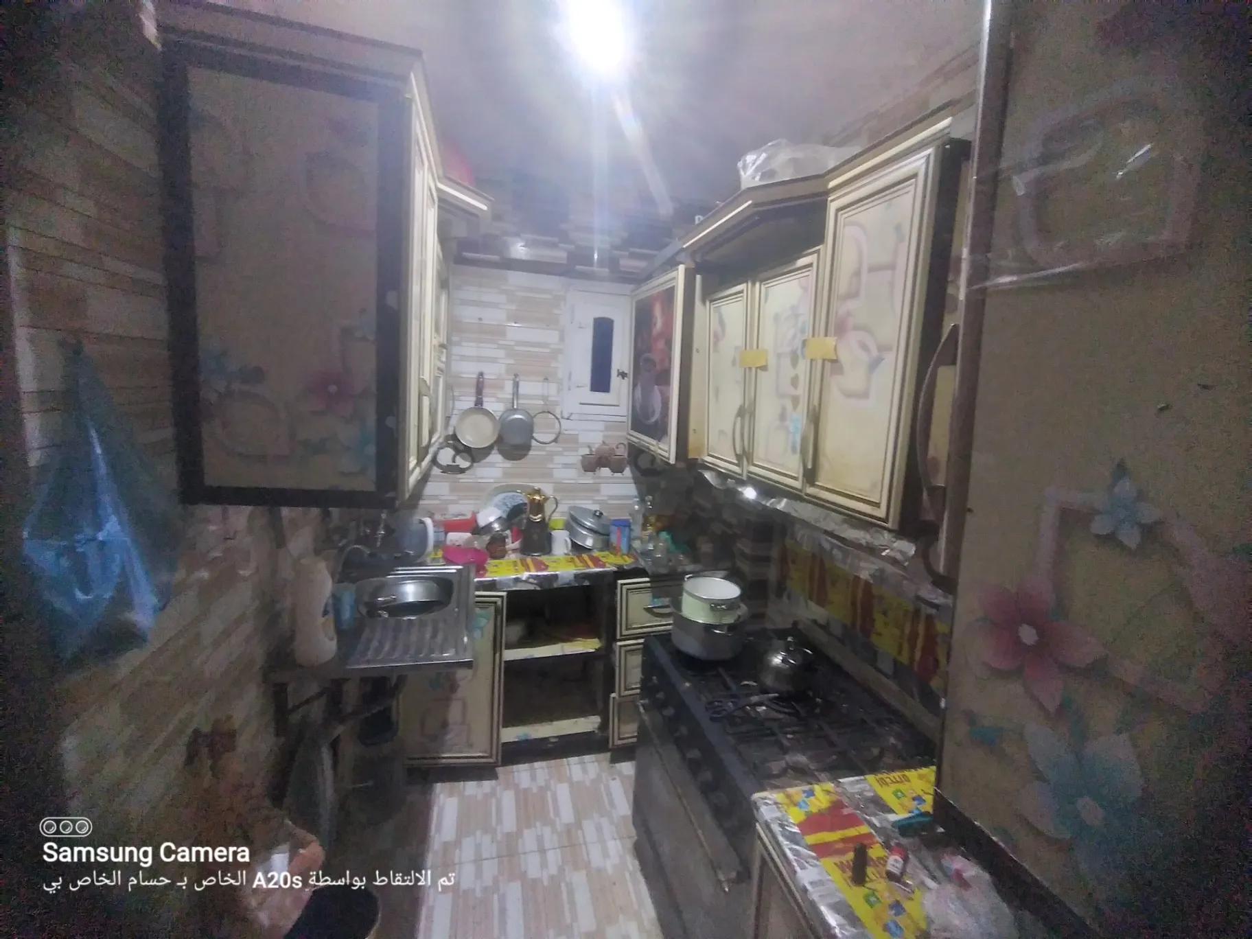 شقه ٩٠ متر قبل البحر ب٣٠٠متر