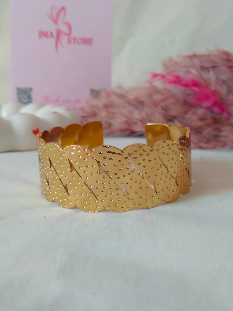 اسوره عريضه تريندي في عجمي, الإسكندرية - 220 EGP