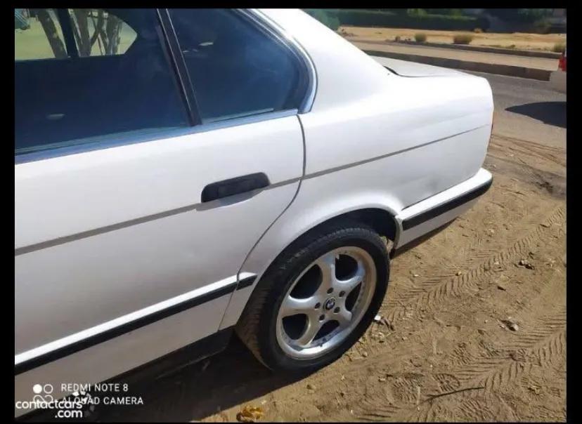 Bmw520 للبيع موديل ٩٢