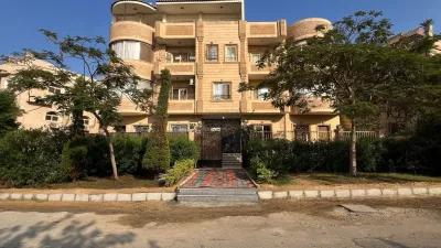 شقة للبيع في الحي السابع