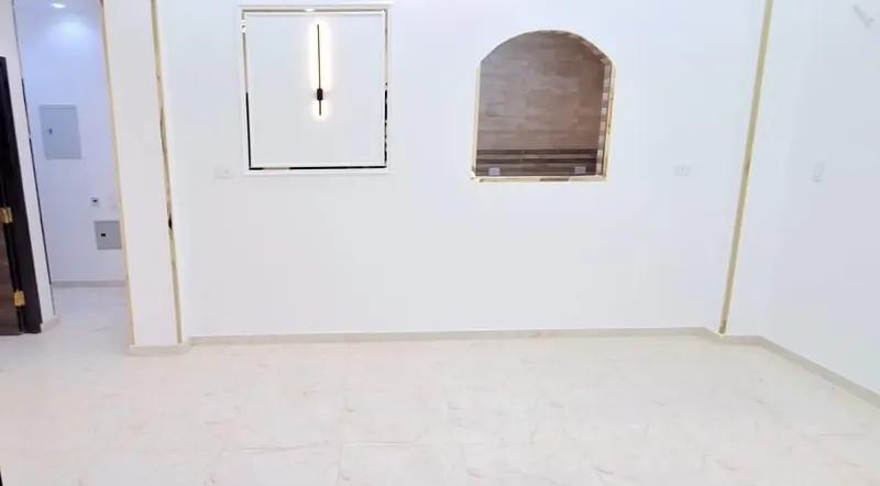 شقة للبيع في الحي الثالث