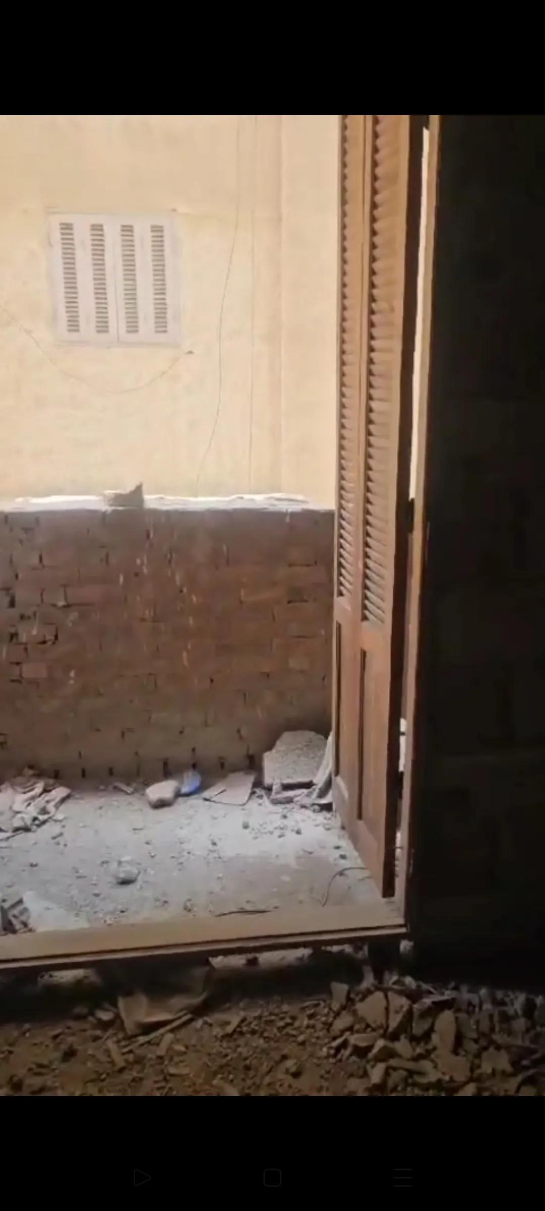 شقه للبيع في ابو يوسف الاسكندريه على شارع اسكندريه مطروح الرئيسي