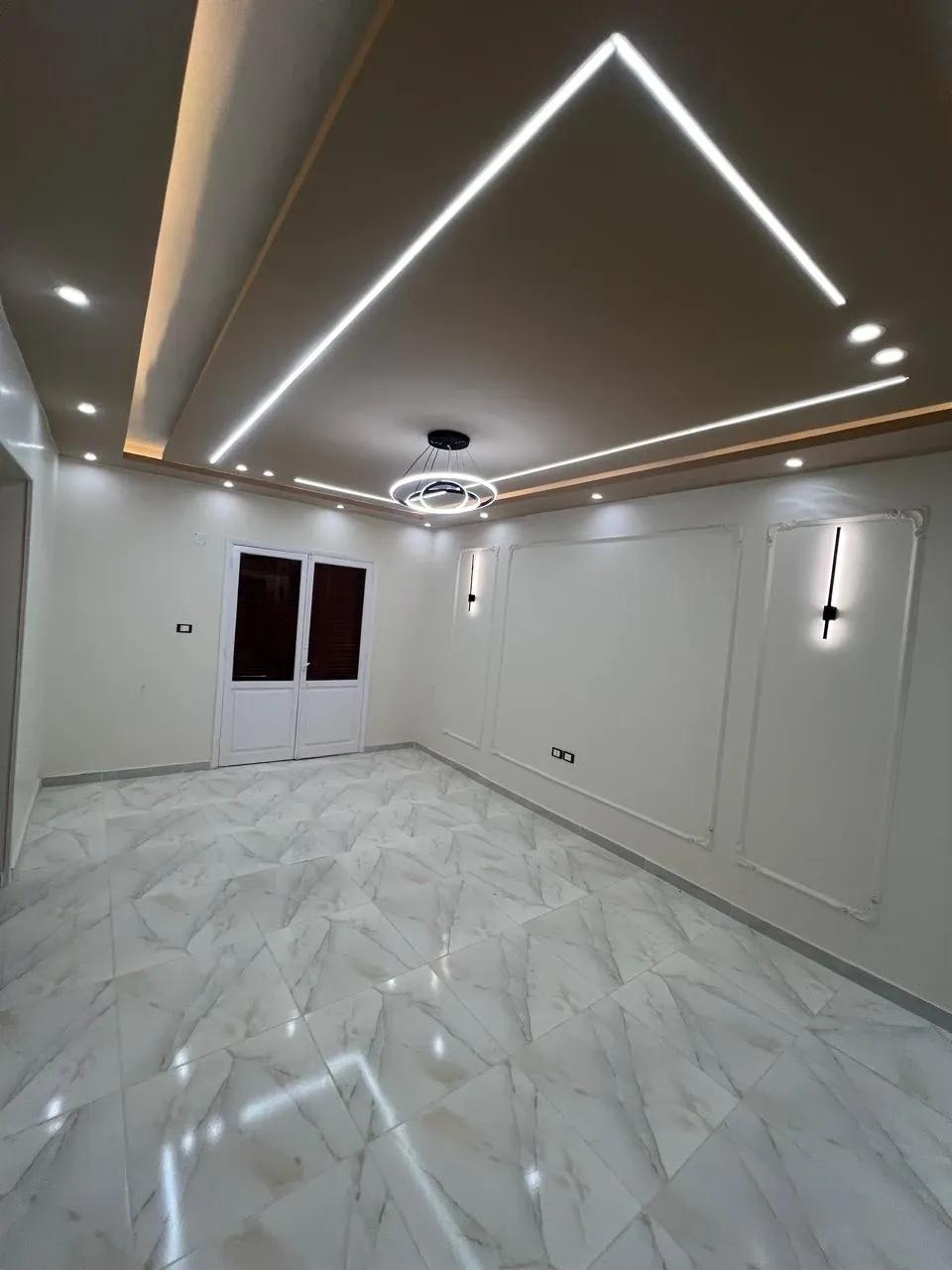 شقه للبيع سوبر لوكس