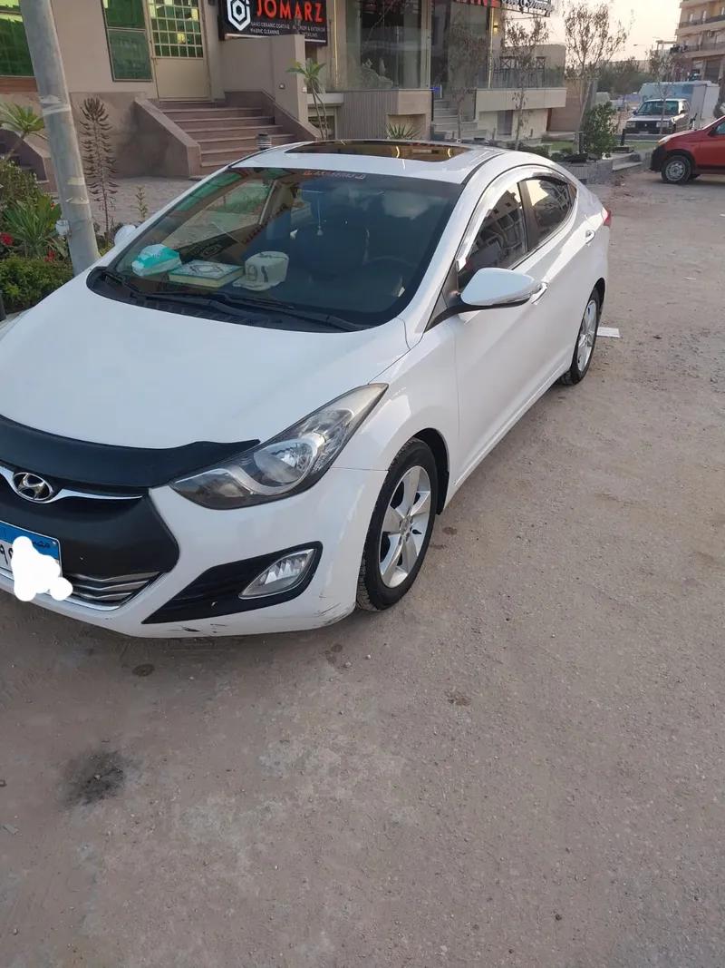 هيونداي افانتي 2011