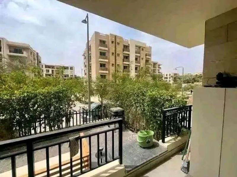 شقة للبيع في التجمع الاول