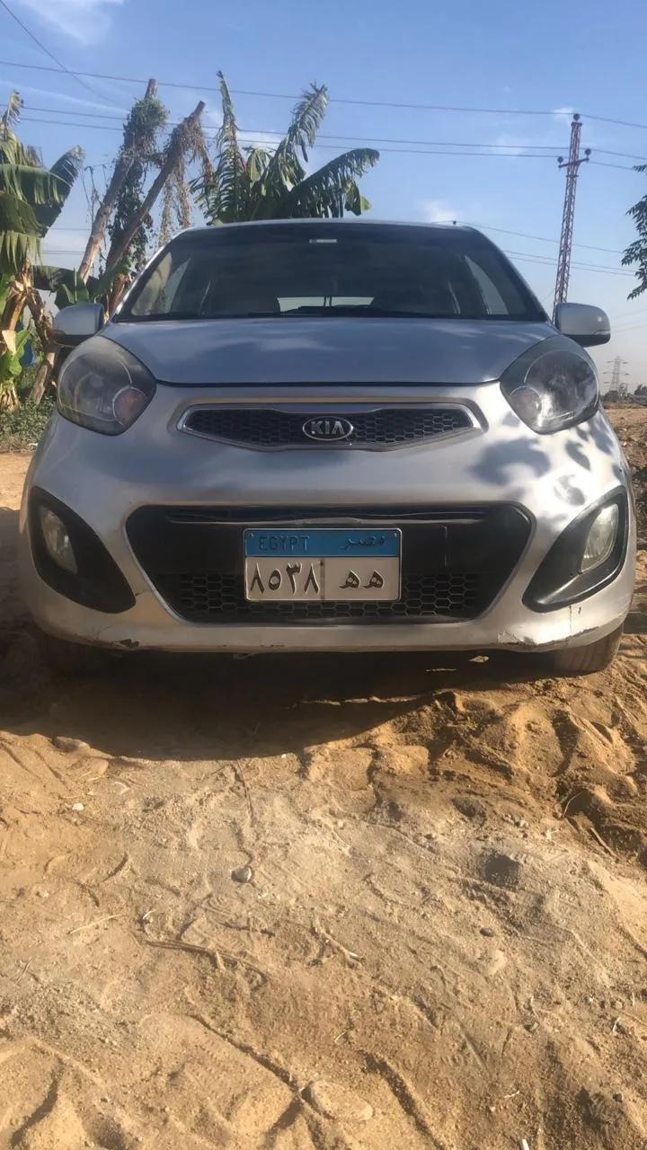 كيا بيكانتو للبيع اعلي فيه بدون فتحه سقف