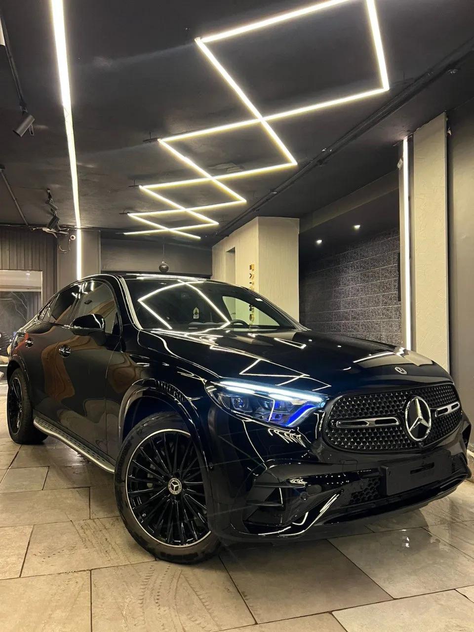 مرسيدس لهواه القطع الغالية