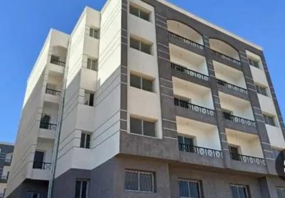 محتاج شقه ايجار قديم في الهرم, الجيزة - 100,000 جنيه