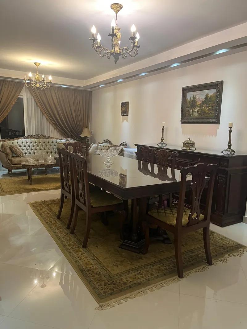 شقة للبيع في شارع الجامعة الحديثة