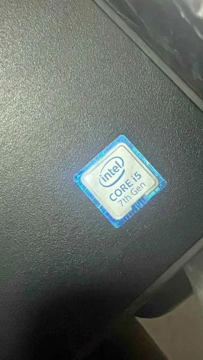 💻 لاب توب Dell Latitude 3380 في دمنهور, البحيرة - 5,000 EGP