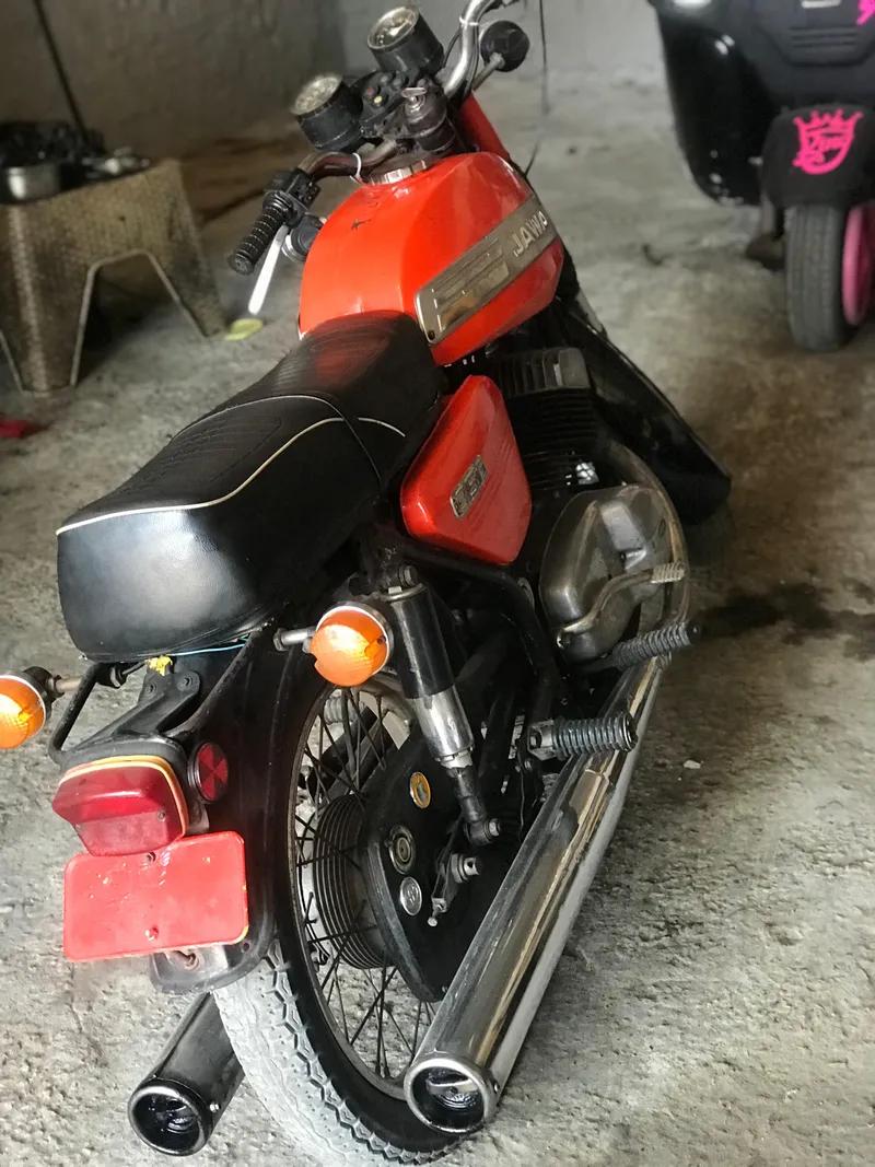 دراجات نارية جاوا 1980