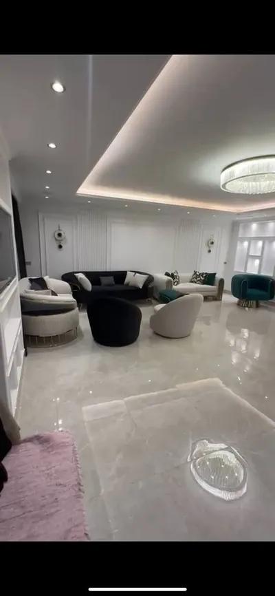 للبيع شقة لقطة في المعادي الجديدة في شارع فلسطين, المعادي الجديدة, المعادي, القاهرة - 5,850,000 جنيه