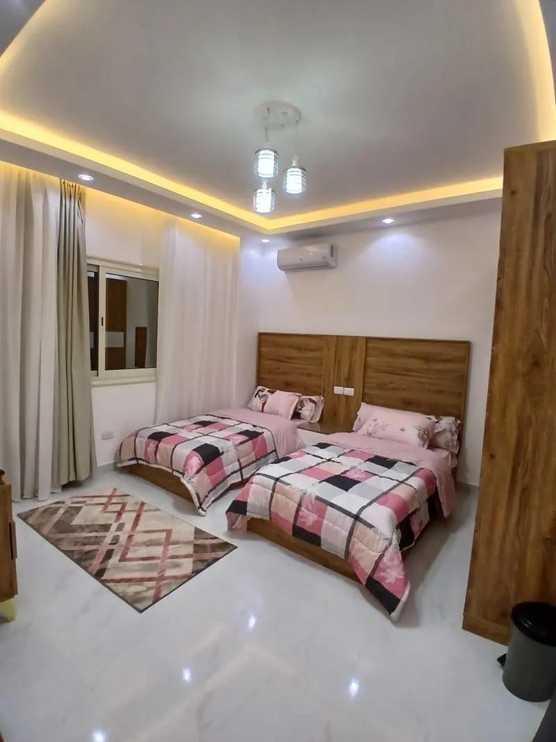 شقه للايجار بالحي ال16 الشيخ زايد