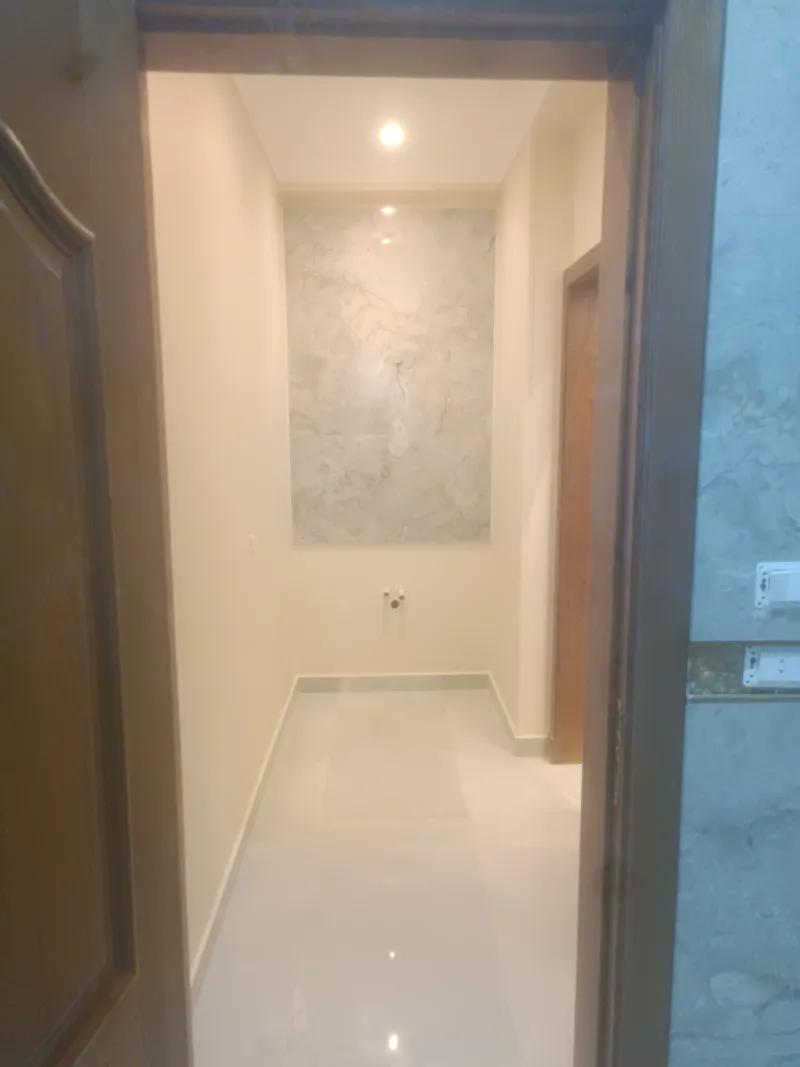 شقه للايجار اداري او سكني دور ارضي كامل